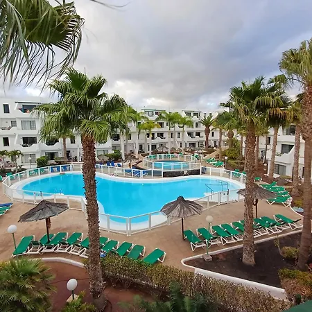 Top Floor Ocean Views Lanzamar - Renovated Gem With A Sunny, Private Terrace & Elevator & Pool - Puerto Del Carmen Puerto del Carmen  Exterior photo