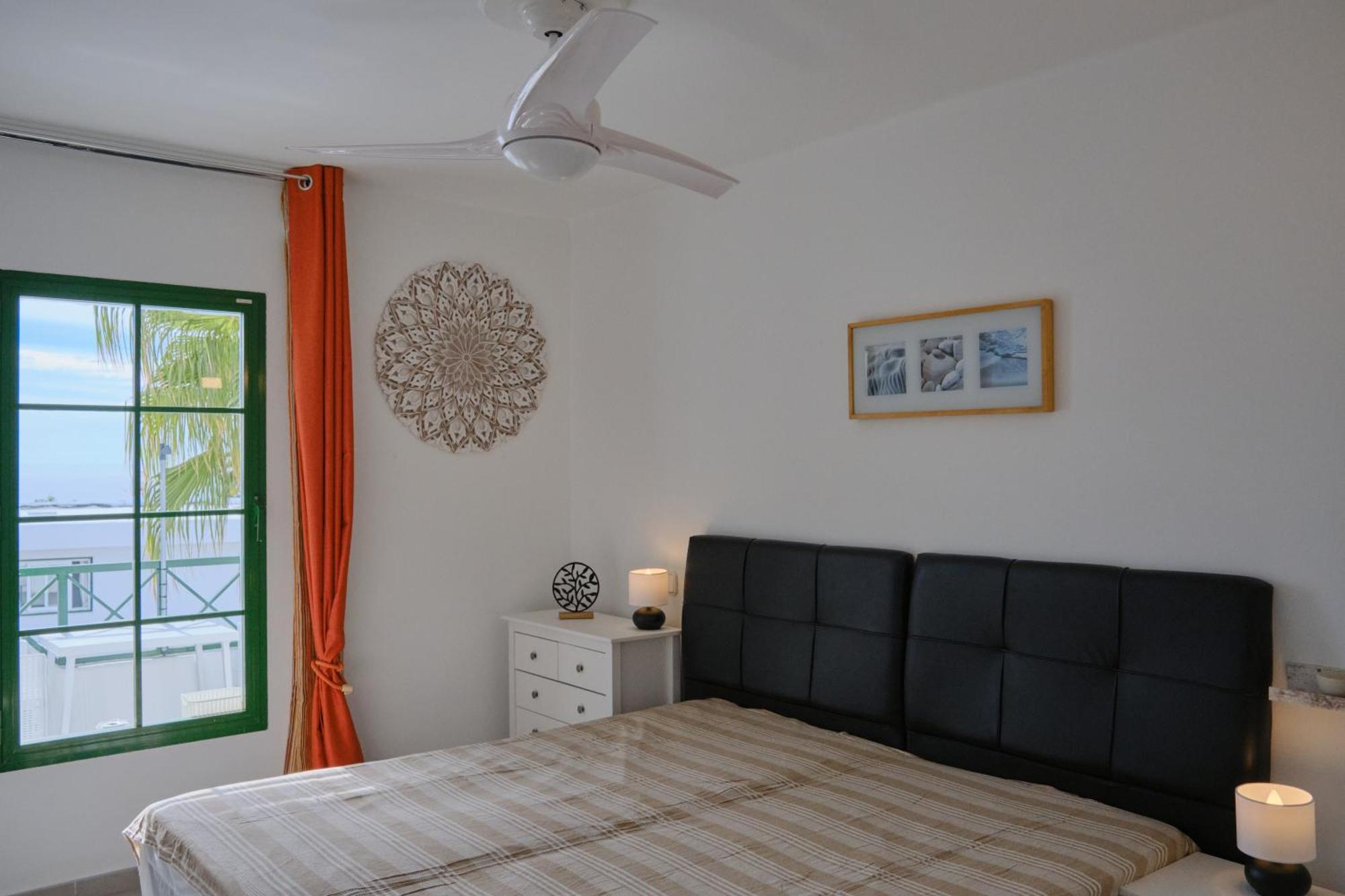 Apartment Floor Ocean Views Lanzamar - Renovated Gem With A Sunny, Private Terrace & Elevator & Pool - Puerto Del Carmen Puerto del Carmen (Lanzarote)