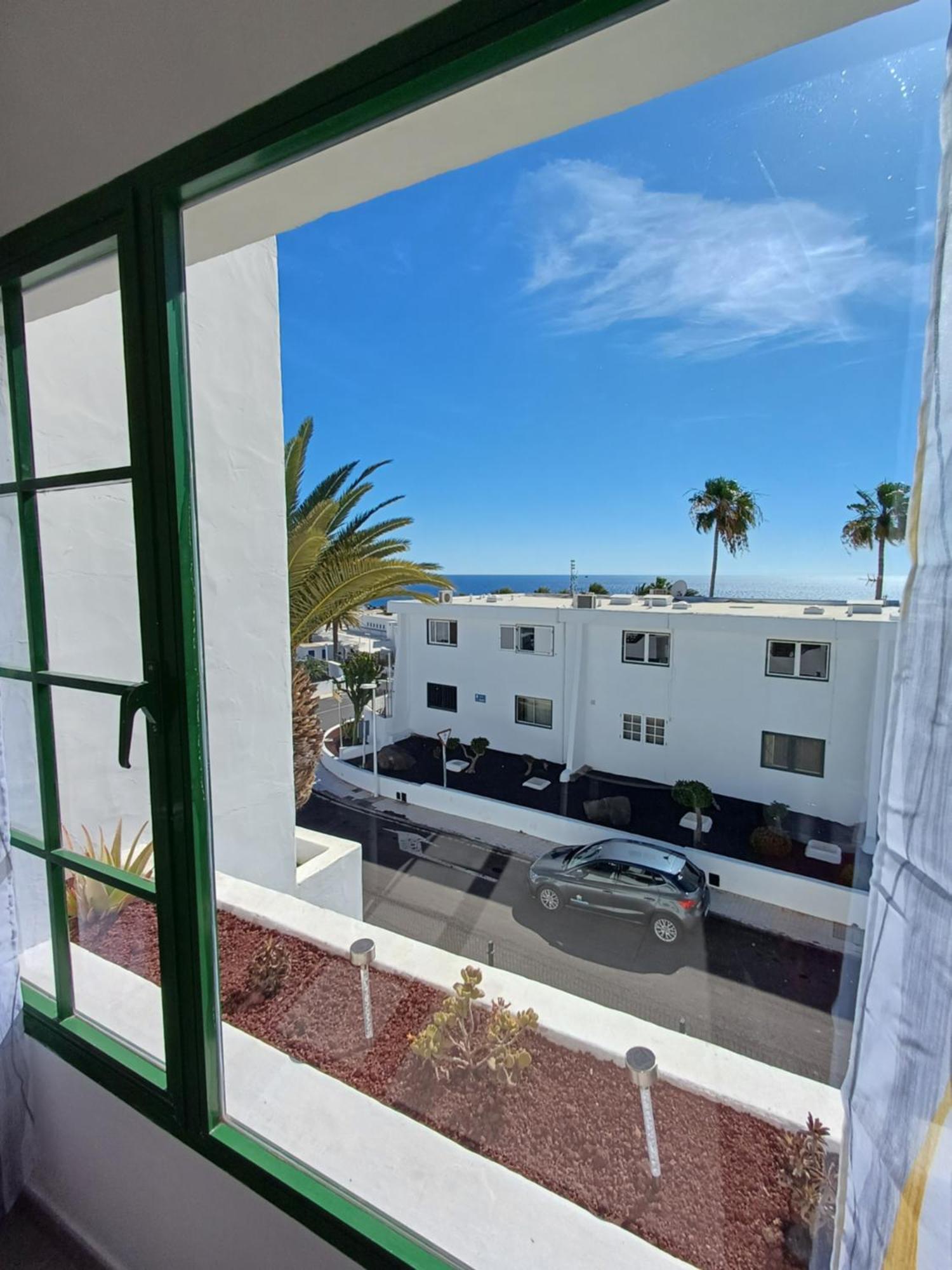 Floor Ocean Views Lanzamar - Renovated Gem With A Sunny, Private Terrace & Elevator & Pool - Puerto Del Carmen * Puerto del Carmen (Lanzarote)